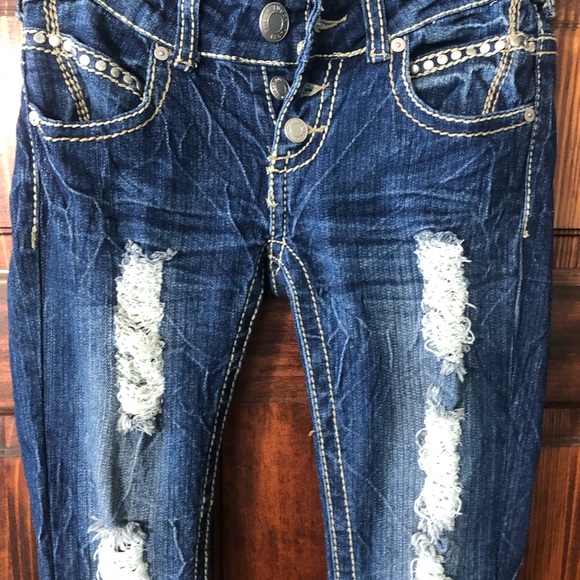⚜️DISTRESSED CAPRIS⚜️ - Picture 3 of 6